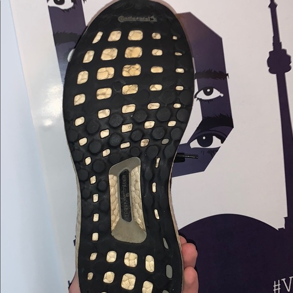Un caged Ultra Boost - Picture 2 of 3
